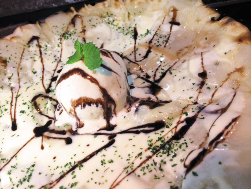 市川なしとマスカルポーネのピザ